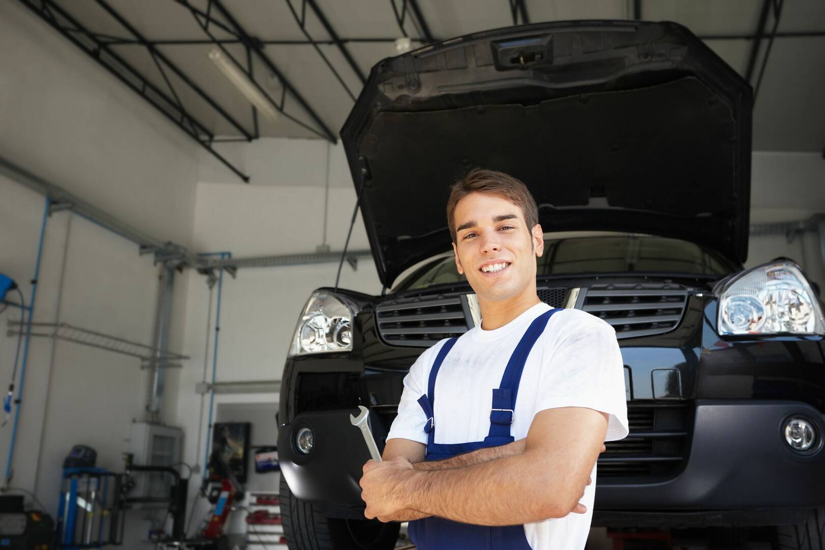 Auto Glass & Tint Shop